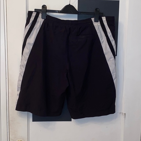 Nike Men’s Black Swim Shorts - Picture 3 of 5